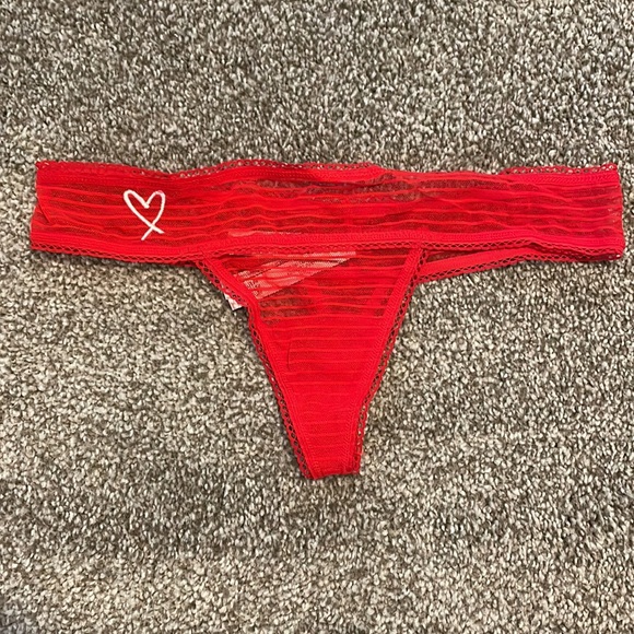 NWT Victoria Secret Bundle - Picture 2 of 5